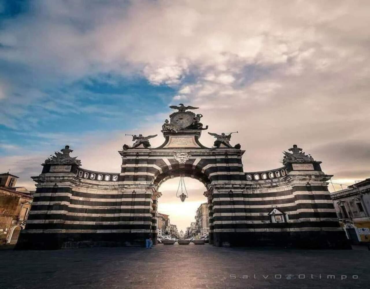 Maison Ventimiglia 83 Катанія Екстер'єр фото